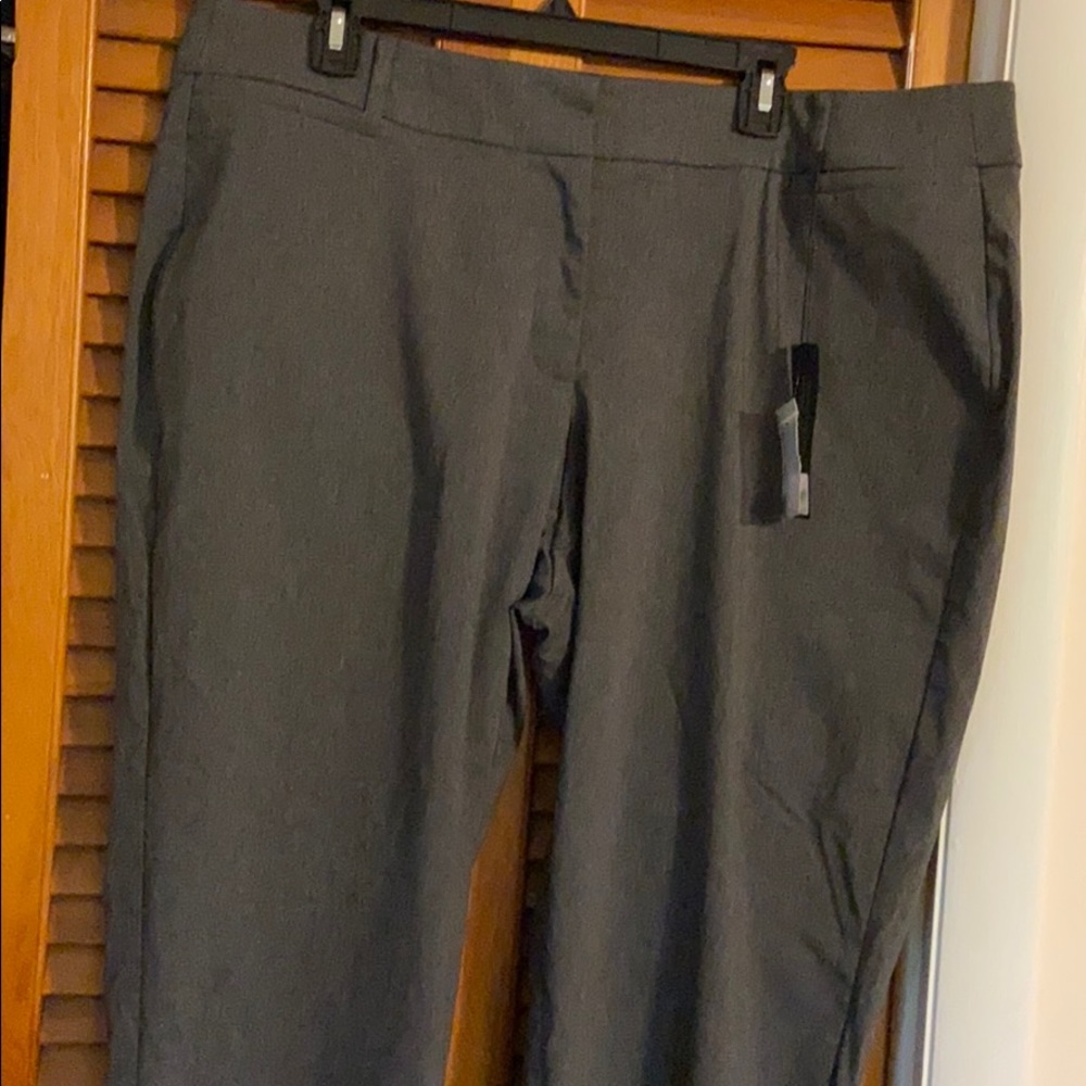 Trousers - Picture 4 of 6
